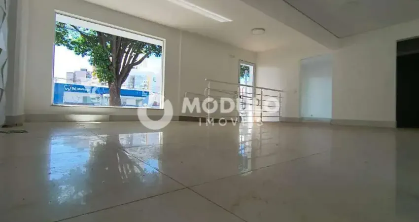 Casa comercial para alugar na Avenida Getúlio Vargas, --, Centro, Uberlândia