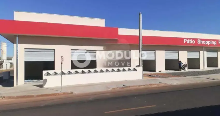 Loja comercial disponivel para locação no bairro shopping park.