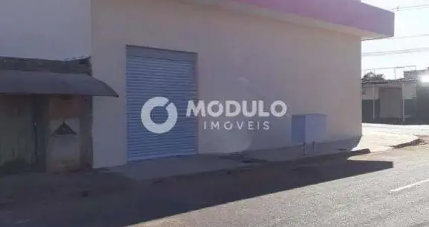 Loja comercial disponivel para locação no bairro shopping park.