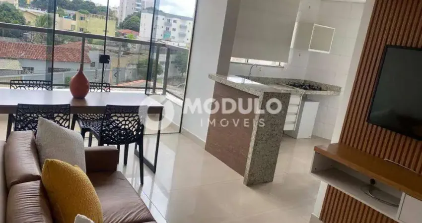 Apartamento com 2 quartos para alugar na Rua Casemiro de Abreu, --, Saraiva, Uberlândia