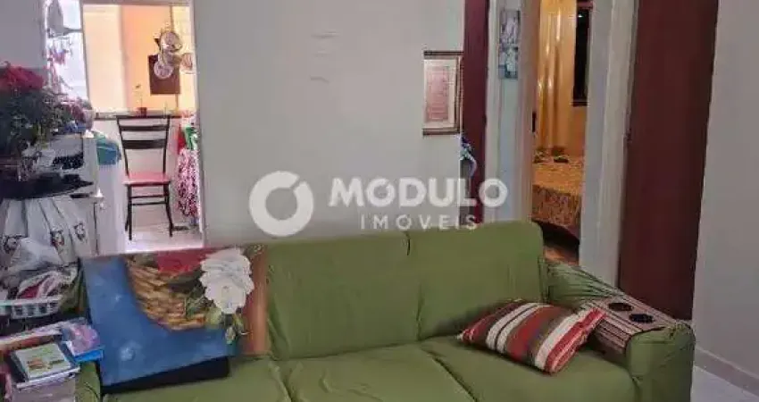 Apartamento com 2 quartos à venda na Praça Renato Humberto Calcagno, --, Tibery, Uberlândia