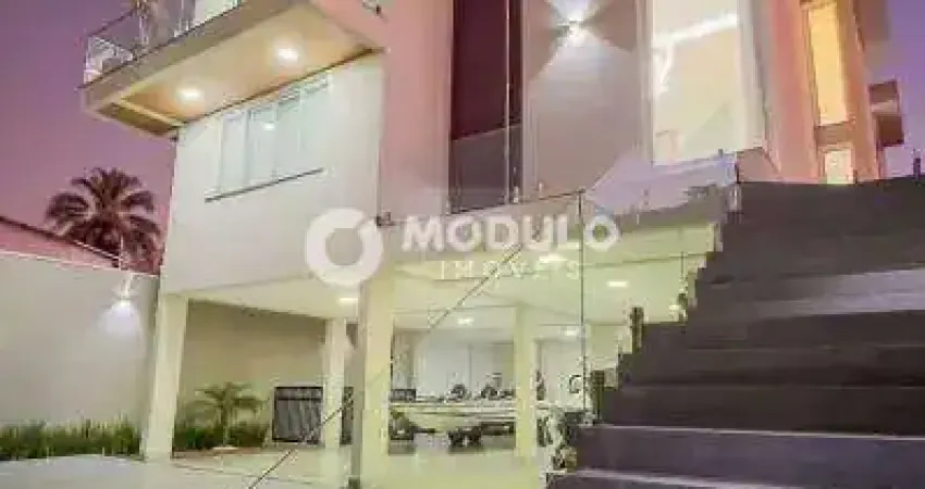 Casa residencial à venda, 4 quartos, 4 suítes, 10 vagas, jardim inconfidencia - uberlândia/mg