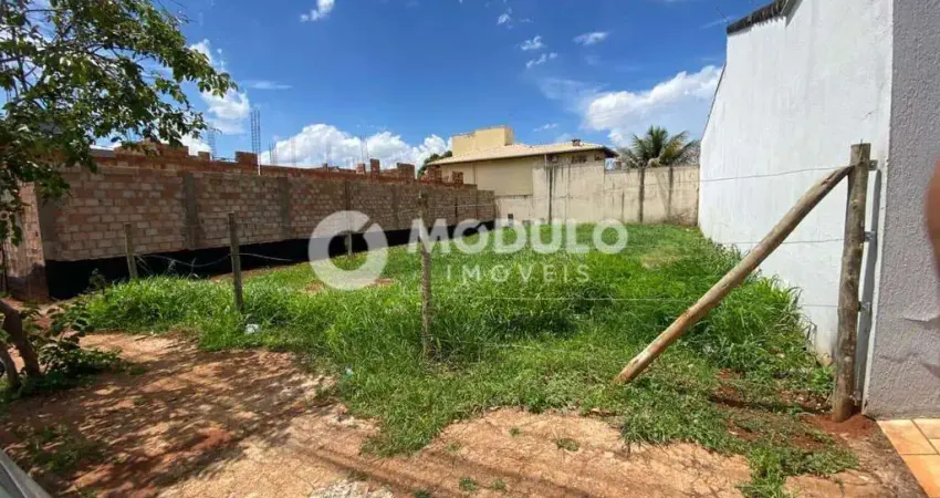Terreno à venda na Rua Professora Maria Alves Castilho, --, Santa Mônica, Uberlândia