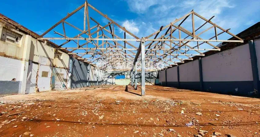 Galpão comercial disponível para locação no bairro bom jesus.