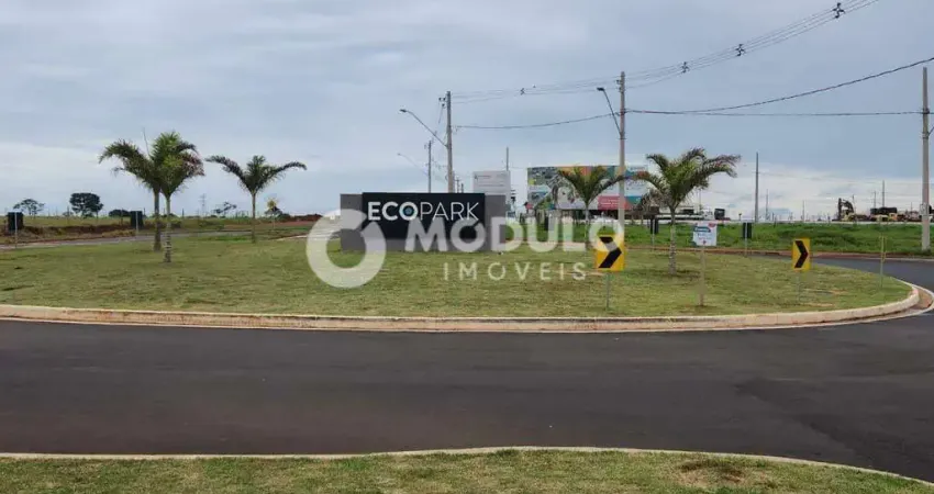 Terreno à venda na Rua Sebastião Irias de Matos, --, Shopping Park, Uberlândia