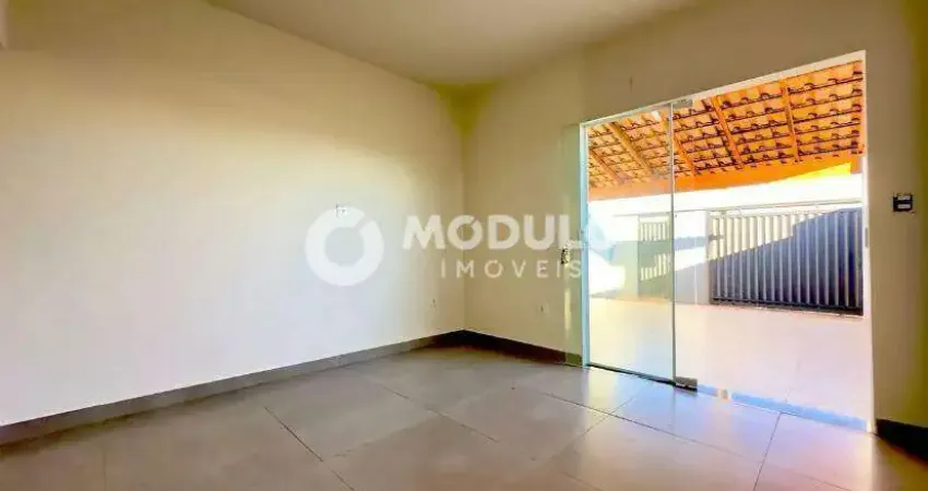 Casa residencial à venda, 3 quartos, 1 suíte, 2 vagas, shopping park - uberlândia/mg