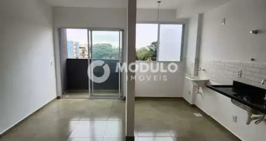 Apartamento disponível para locação no bairro jardim holanda.