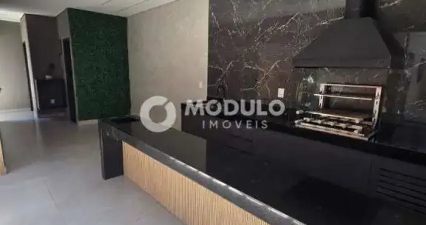 Casa residencial à venda, 3 quartos, 1 suíte, 4 vagas, cidade jardim - uberlândia/mg