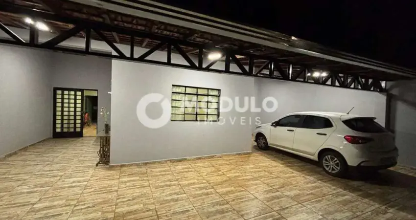 Casa de condomínio à venda, 3 quartos, 1 suíte, 2 vagas, jardim holanda - uberlândia/mg