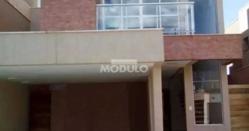 Casa em condomínio residencial disponivel para locação no bairro granja marileusa.