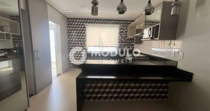 Casa em condomínio disponível para locação no bairro shopping park.