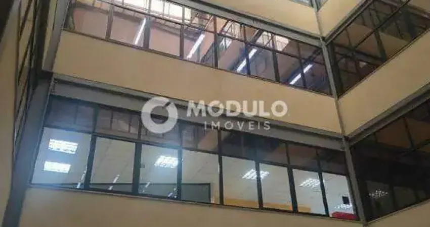 Sala comercial disponível para locação no bairro granja marileusa.