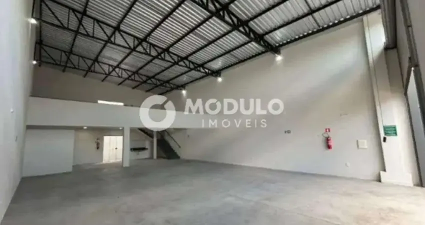 Barracão / Galpão / Depósito para alugar na Avenida Indaiá, --, Planalto, Uberlândia