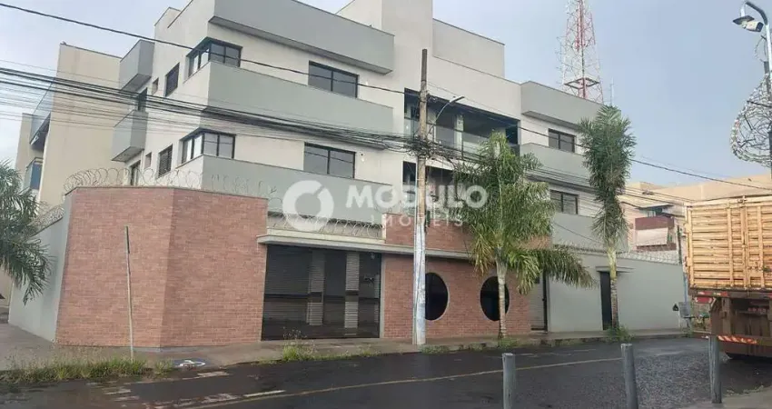 Apartamento à venda, 3 quartos, 1 suíte, 1 vaga, umuarama - uberlândia/mg