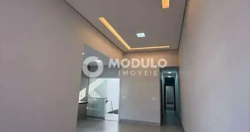 Casa residencial à venda, 3 quartos, 1 suíte, 2 vagas, segismundo pereira - uberlândia/mg