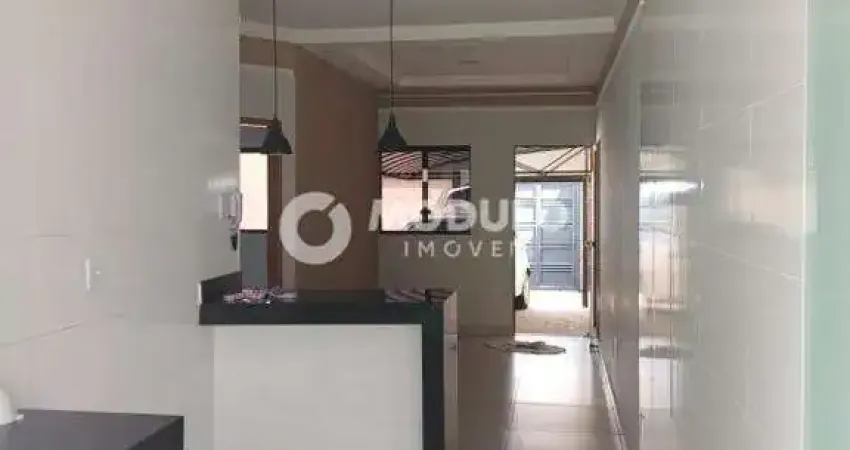 Casa residencial disponível para locação no bairro jardim canaã.
