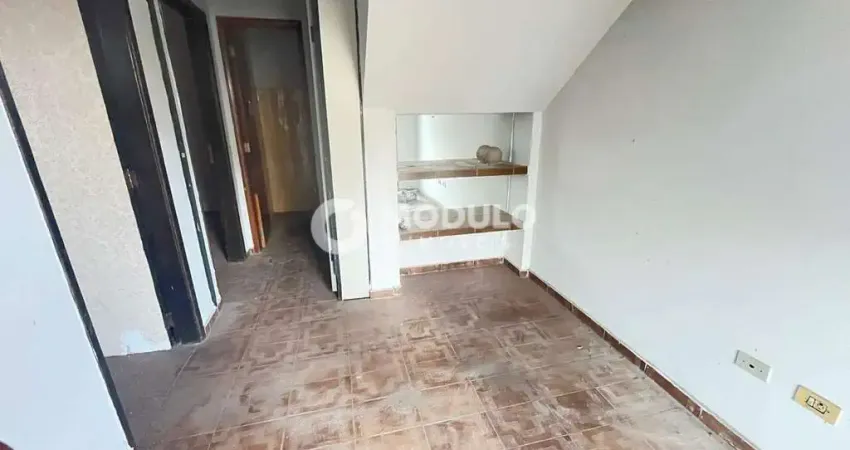 Casa para alugar na Rua Rafael Rinaldi, --, Martins, Uberlândia