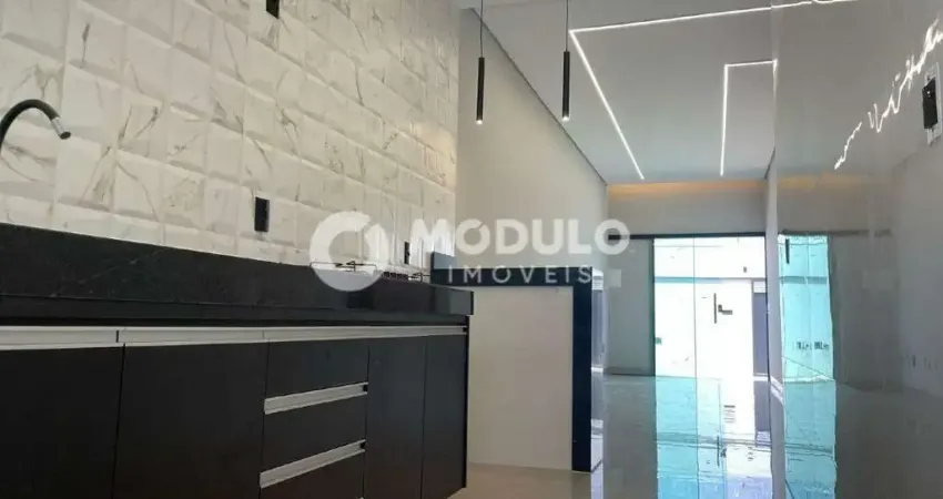 CASA RESIDENCIAL à venda, 2 quartos, 1 suíte, 2 vagas, JARDIM HOLANDA - Uberlândia/MG