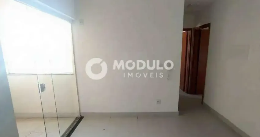 APARTAMENTO à venda, 2 quartos, 1 suíte, 1 vaga, GAVEA - Uberlândia/MG