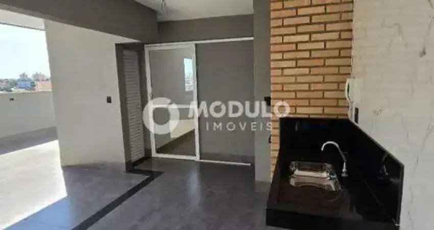 COBERTURA à venda, 3 quartos, 1 suíte, 2 vagas, Martins - Uberlândia/MG