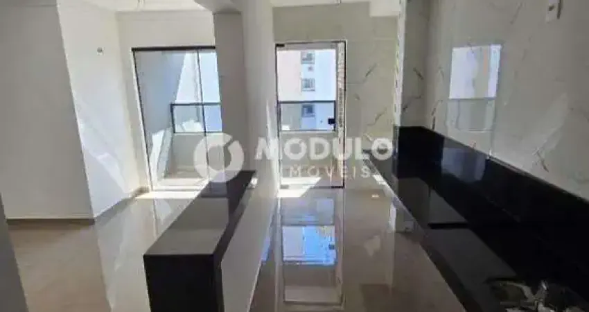 APARTAMENTO à venda, 3 quartos, 1 suíte, 1 vaga, Martins - Uberlândia/MG