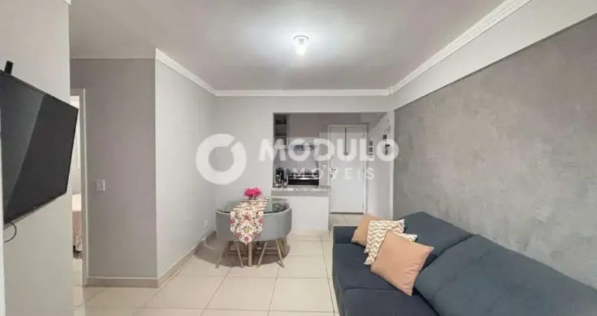 APARTAMENTO à venda, 2 quartos, 1 suíte, 1 vaga, Pampulha - Uberlândia/MG