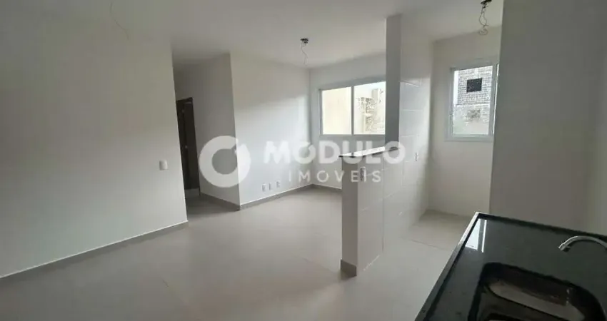 APARTAMENTO à venda, 2 quartos, 1 suíte, 1 vaga, JARAGUA - Uberlândia/MG