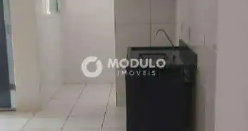 APARTAMENTO à venda, 2 quartos, 1 suíte, 1 vaga, Jardim Europa - Uberlândia/MG