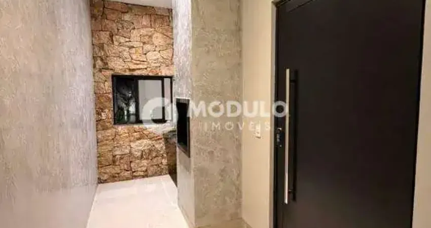 CASA RESIDENCIAL à venda, 3 quartos, 1 suíte, 2 vagas, Pampulha - Uberlândia/MG