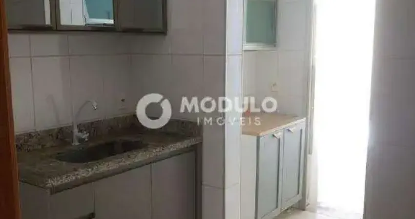 APARTAMENTO à venda, 2 quartos, 2 vagas, Presidente Roosevelt - Uberlândia/MG