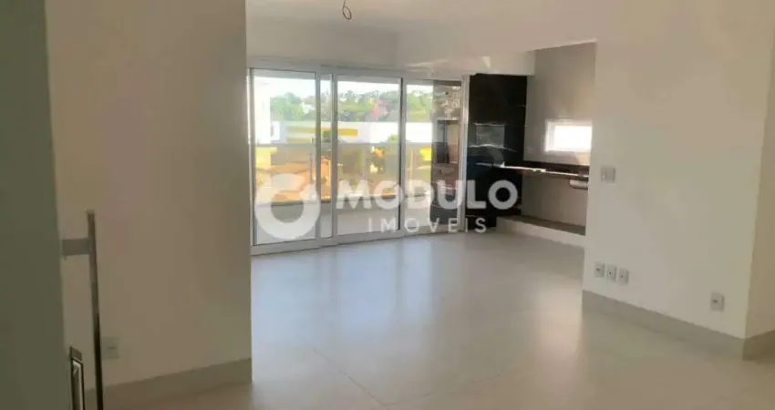 APARTAMENTO à venda, 3 quartos, 3 suítes, 1 vaga, Patrimônio - Uberlândia/MG