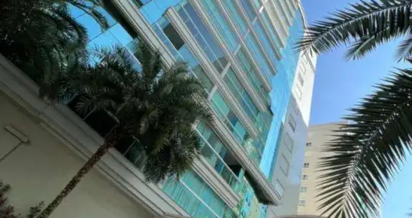 Apartamento com 4 quartos à venda na Rua 207, 68, Centro, Itapema