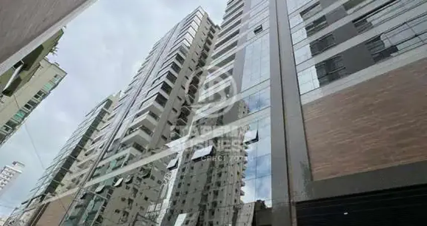 Apartamento com 3 quartos à venda na Rua 207, 412, Meia Praia, Itapema