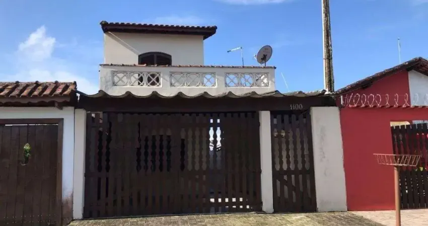 Sobrado à venda, 91 m² por R$ 200.000,00 - Jardim Santana - Mongaguá/SP