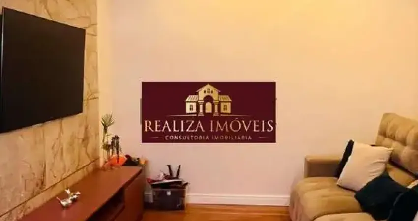 Casa sobrado no Chacara das Palmeiras Imperiais reformada, 4 dorms sendo 1 suíte, área gourmet e 3 vagas.