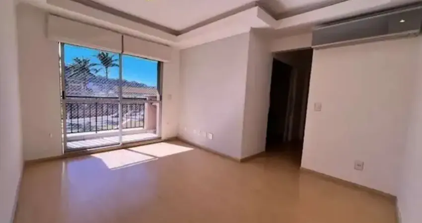 Apto pronto reformado e modificado, no Cittá di Roma com 71mts, 2 dorms sendo 1 suíte com closet, varanda e 1 vaga coberta.