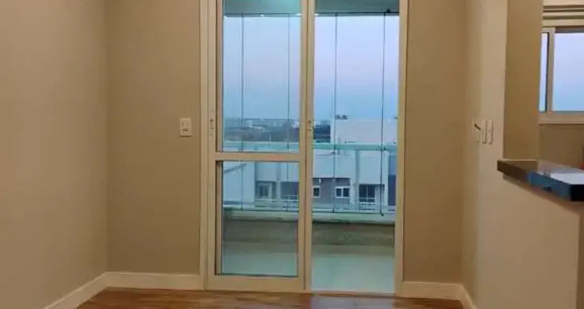 Apto pronto no yes medeiros, reformado, sol da manhã com 58mts, 2 dorms sendo 1 suíte, varada e 2 vagas.