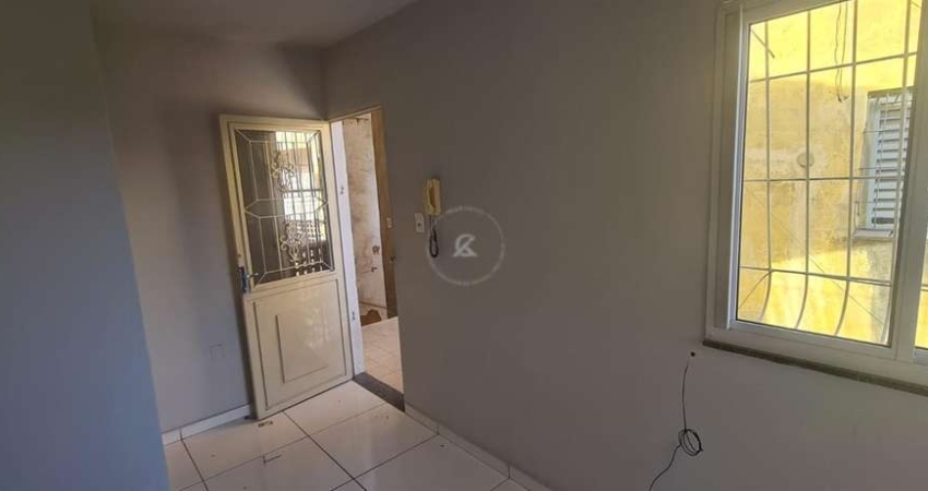 'Oportunidade Imperdível: Apartamento Acessível em Condomínio Fechado'