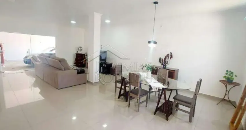 Casa com 3 quartos, 1.038 m² - Condomínio Altos do Cataguá - Taubaté/SP