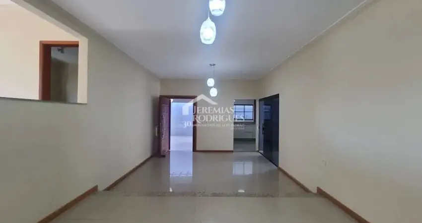 Casa para venda com 3 dormitórios no bairro Campos Elíseos em Taubaté/SP