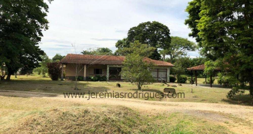 Fazenda à venda no Parque Nossa Senhora da Glória, Tremembé 