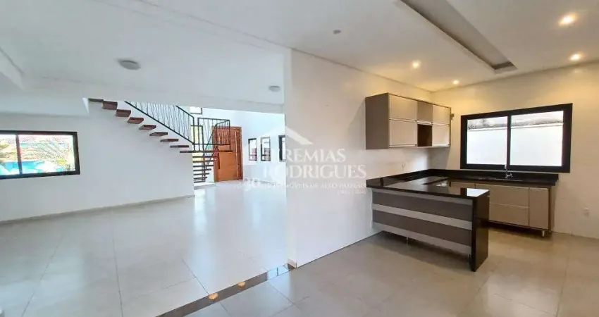 Casa com 3 quartos, 320 m² - Condomínio Reserva dos Lagos - Pindamonhangaba/SP