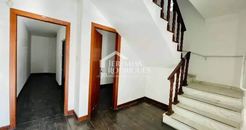 Casa com 3 quartos à venda no Centro, Taubaté