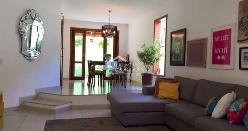 Casa com 3 dormitórios, 135 m² - Condomínio Chácaras Cataguá - Taubaté/SP