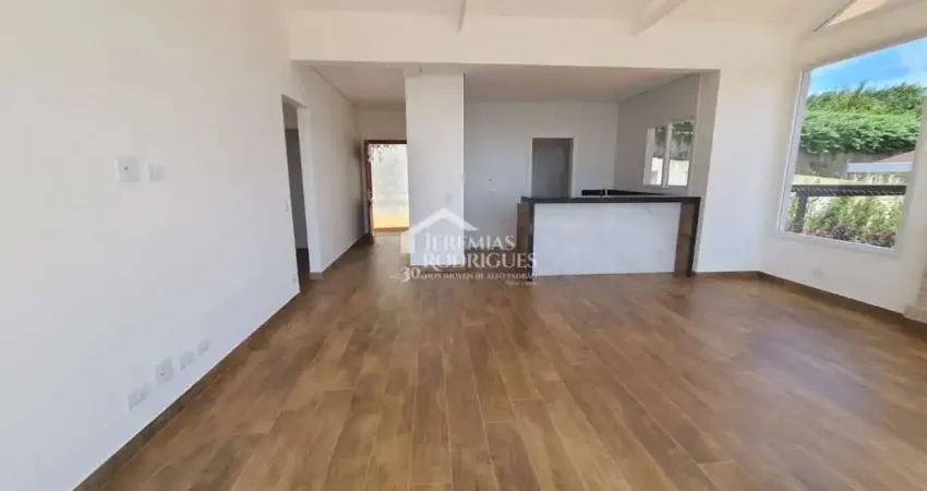 Casa com 3 suítes, 176 m² - Condomínio Sorenberg - Campos do Jordão/SP