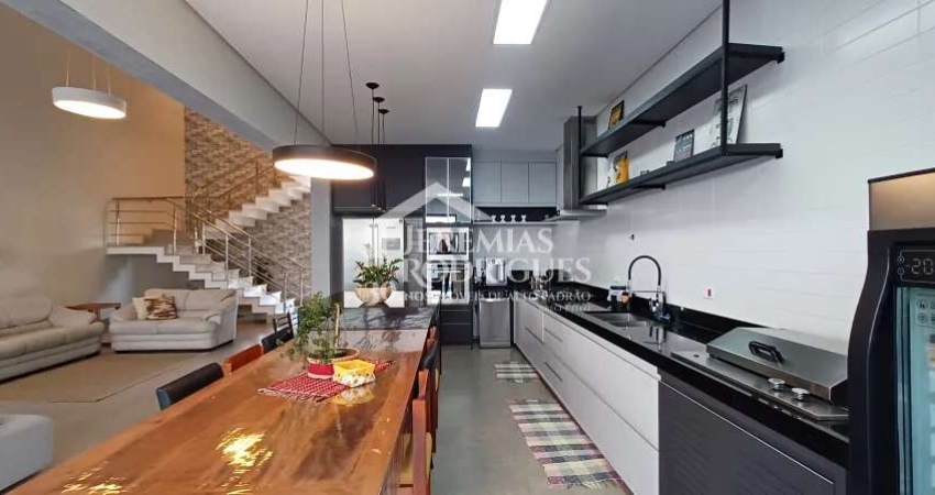 Casa com 4 suítes, 300 m² - Condomínio Reserva dos Lagos - Pindamonhangaba/SP