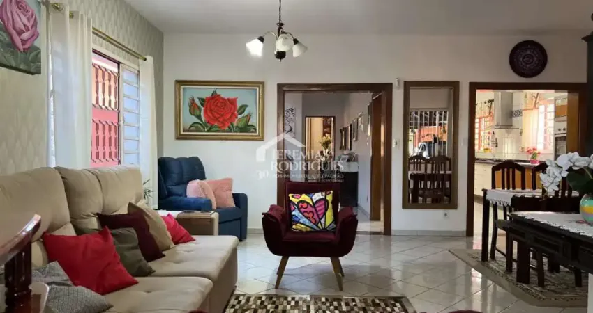 Casa com 5 dormitórios, 349 m² - Parque Santo Antônio - Taubaté/SP