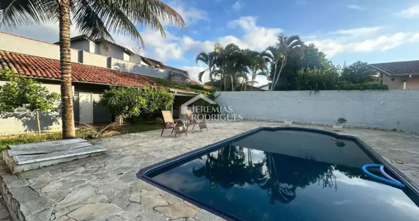 Casa à venda com 3 dormitórios no bairro Jardim Residencial Doutor Lessa em Pindamonhangaba/SP