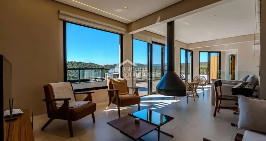 Casa à venda com 3 suítes no condomínio parque da mantiqueira em santo antônio do pinhal/sp.