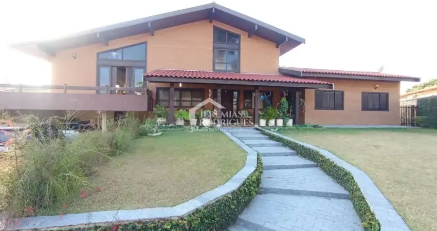 Casa à venda com 4 dormitórios no condomínio village paineiras em pindamonhangaba/sp.